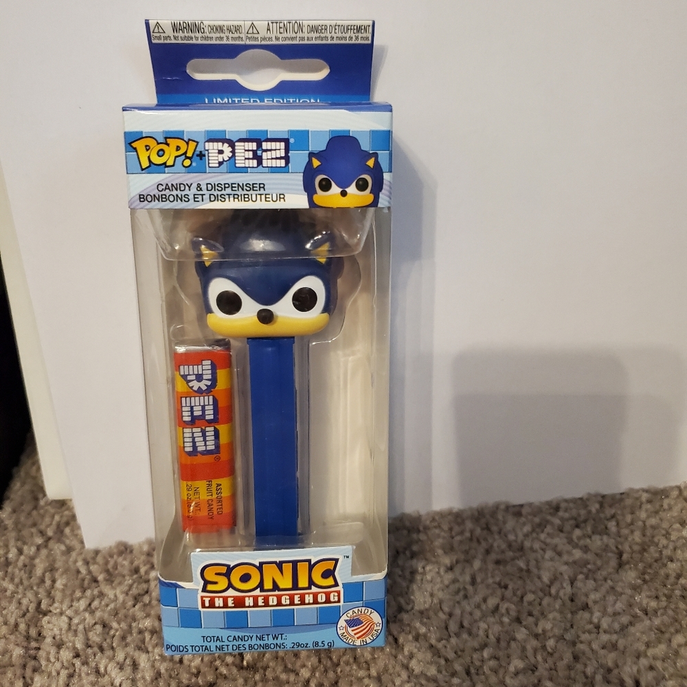 Sonic Pez dispenser